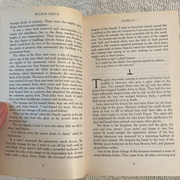 📚2/$6  🎁Assegai #13 in the Courtney Series - Picture 11 of 11